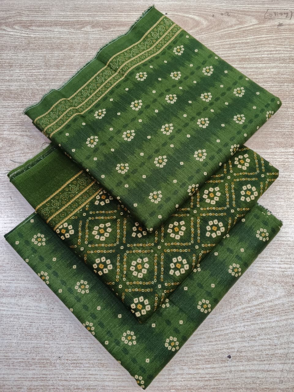 Bin Saeed Khaddar Printed 3 Piece Unstitched Suit