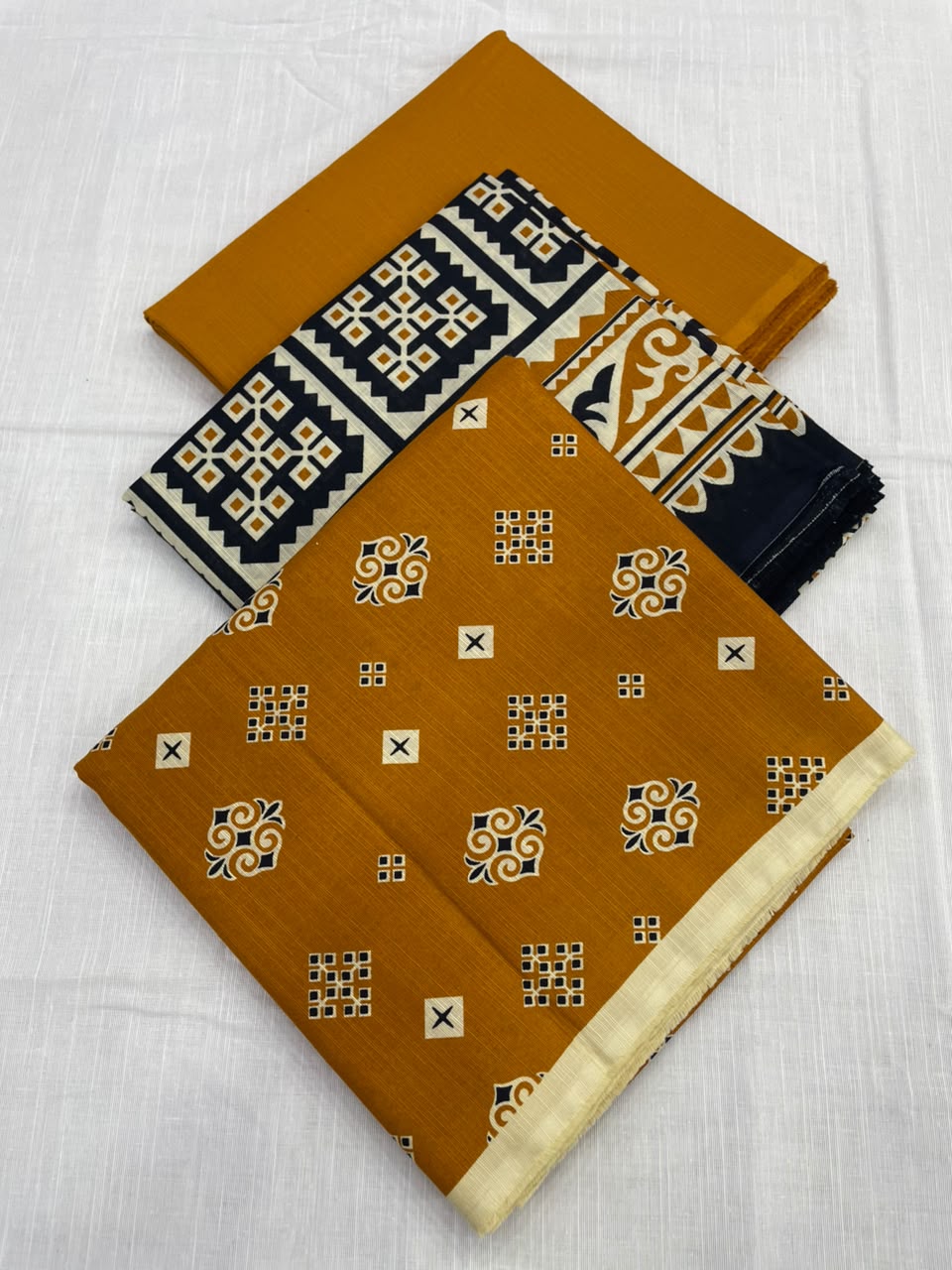 Bin Saeed Khaddar 3 Piece Unstitched Suit – Printed Collection
